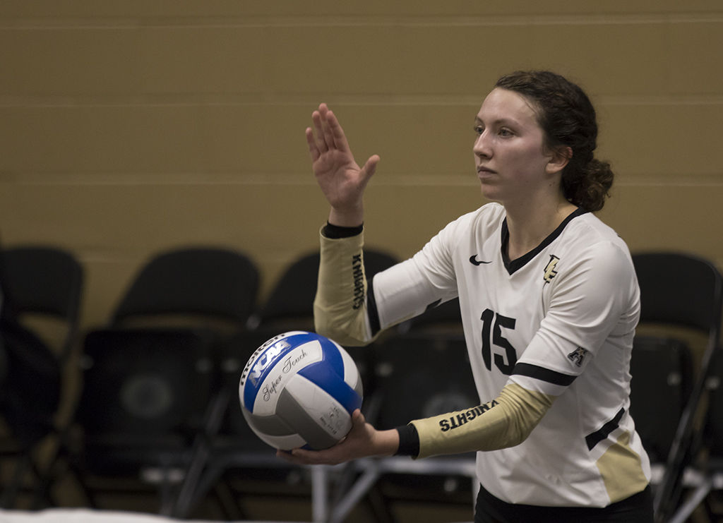 UCF swept UHouston in three straight sets
